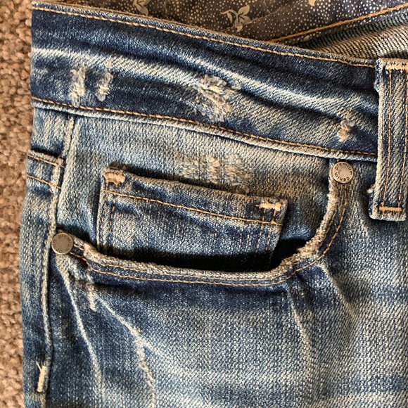 Paige premium denim boyfriend jean. Sz 28. Still a relevant trend. Like new. - Picture 3 of 6